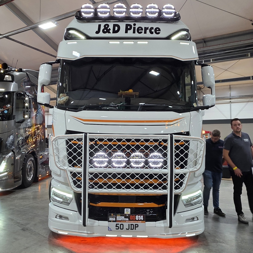 Bumper Spoiler for DAF NGD -2026 XF/XG/XG+ | Type 1 | 5 Lightholes
