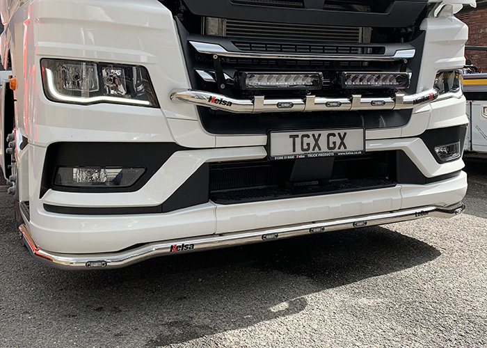 RVS LoBar TGX met 5 witte en 2 oranje led