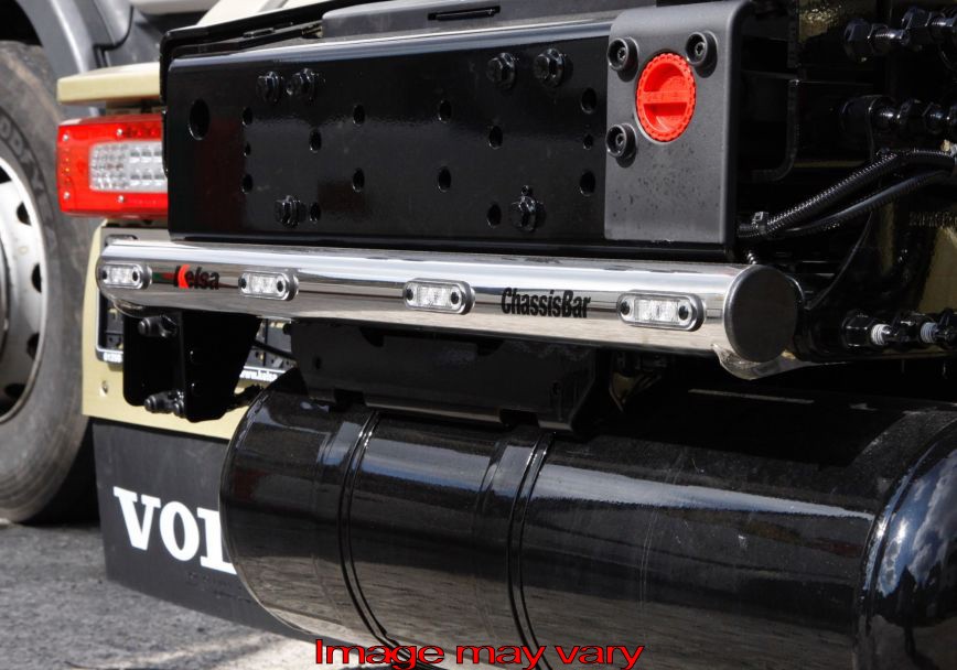 RVS ChassisBar voor Volvo FH 4x2 & 6x2 2002+ | Accu's Achteraan