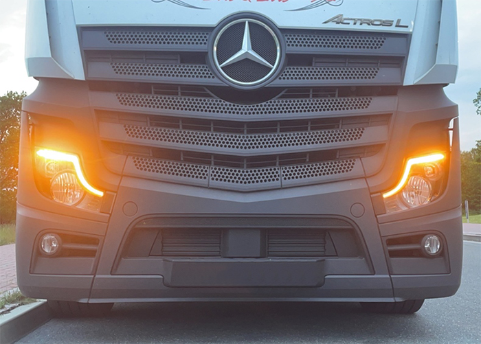 DRL LED Units for Mercedes Actros MP5 - Amber