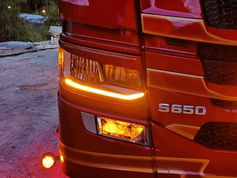 DUO LED Position Light + Strobe for Fog Lamp Scania R&S NextGen up to 2023