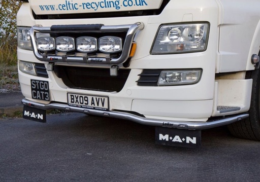 [MLA02/7W4A] LoBar Aluminum MAN TGX - 7 White & 4 Amber LED