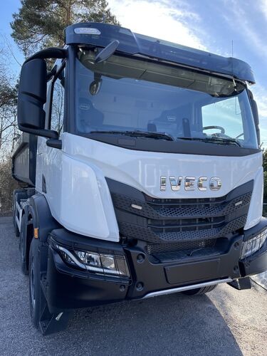 [1502AD4412] Vuilafstoters Iveco S-WAY