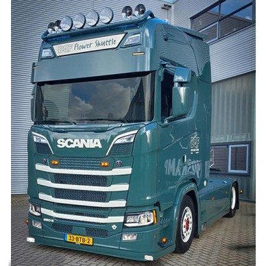 [2SCNGOSXSTLWT9] Bumperspoiler voor Scania NextGen met Hoge Bumper | Type 9 | 2x Witte Talmu