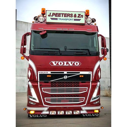 [7VFH4FCZKN05] Zonneklep voor Volvo FH4/4B met FWC-Camera | 5 Lampgaten Onder