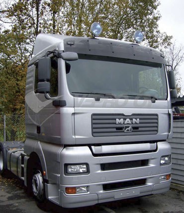 [1507116472] MAN TGX/TGA XL 2004+ Brede Cabine & Standaard Dak Zonneklep